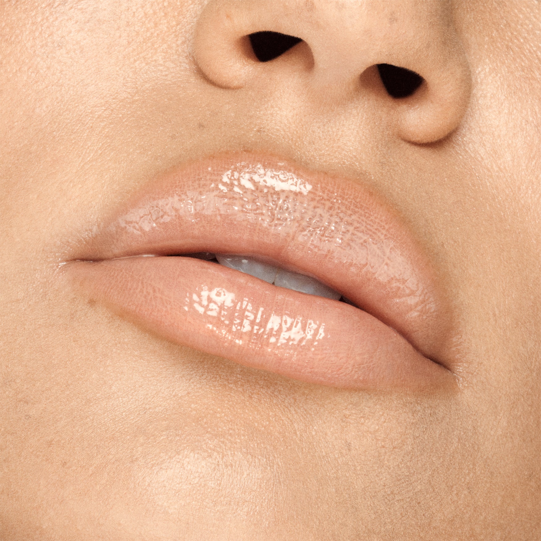 VIEVE Lip Dew Lip gloss socialite-4