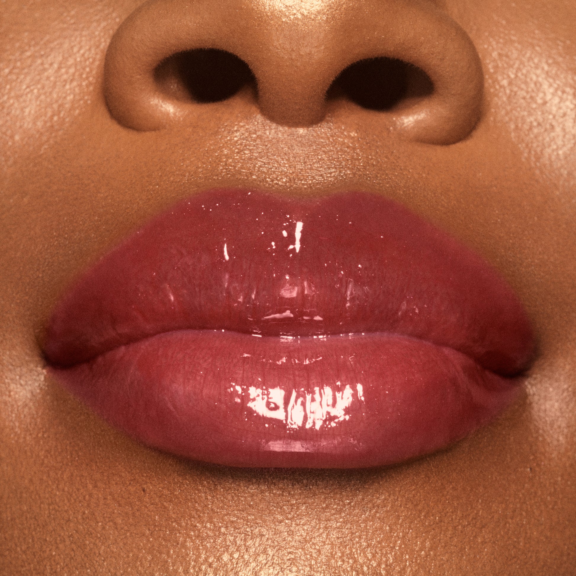 VIEVE Lip Dew Lip gloss vieve-lip-dew-cherry-berry-lipgloss-4