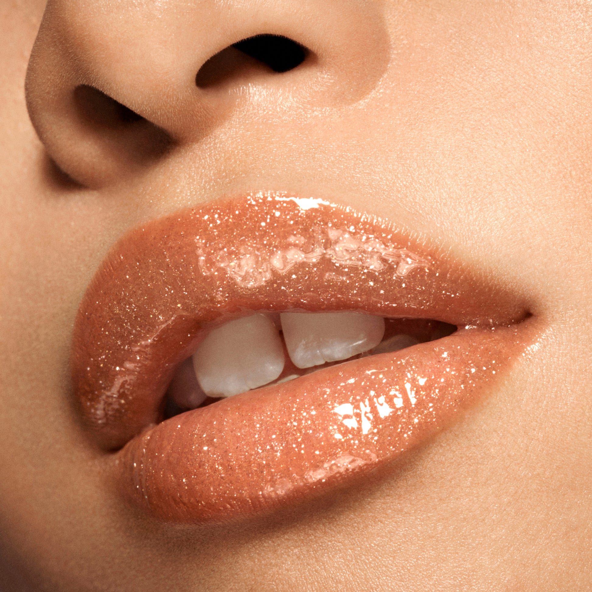 VIEVE Lip Dew Mini Lip gloss vieve-lip-dew-original-clear-lipgloss-travel-size-3