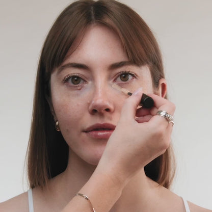 Skin Nova Concealer