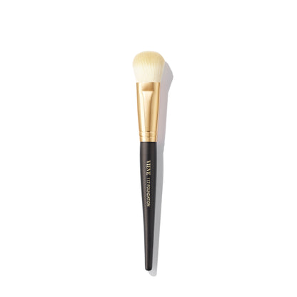 VIEVE 117 Foundation Brush Brushes vieve-117-foundation-brush-1