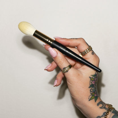 VIEVE 123 Precision Powder Brush Brushes vieve-123-precision-powder-brush-3