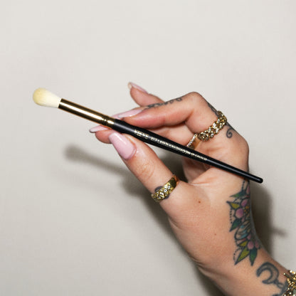 VIEVE 217 Large Eyeshadow Blender Brush Brushes vieve-217-large-eyeshadow-blending-brush-3