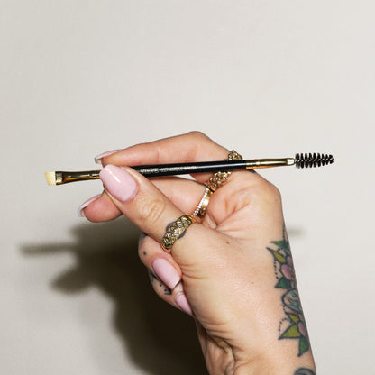 VIEVE 227 Angle Brush Brushes vieve-227-angle-eye-brow-brush-3