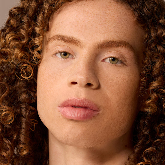 VIEVE Modern Brow Definer Eyebrow Pencil vieve-brow-definer-light-brown-eyebrow-pencil-3