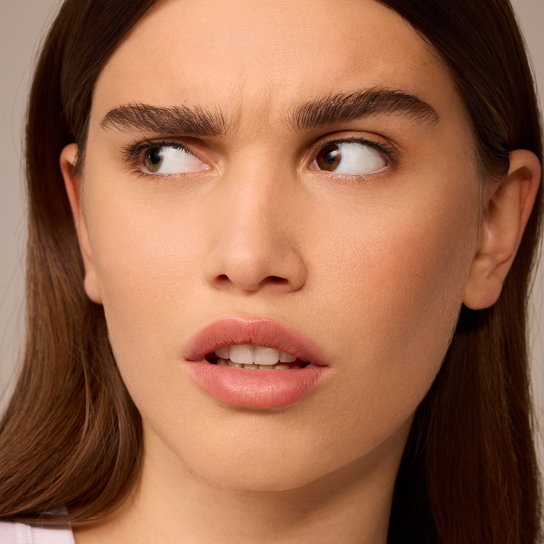 VIEVE Modern Brow Definer Eyebrow Pencil vieve-brow-definer-medium-brown-eyebrow-pencil-3