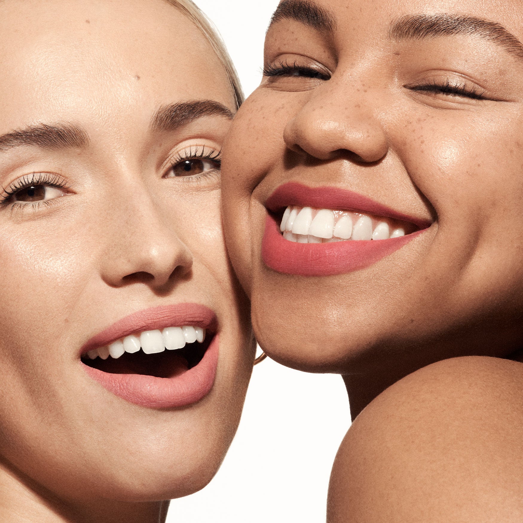 Poutder Miss Figgy | Brown Soft Matte Lip Mousse | VIEVE