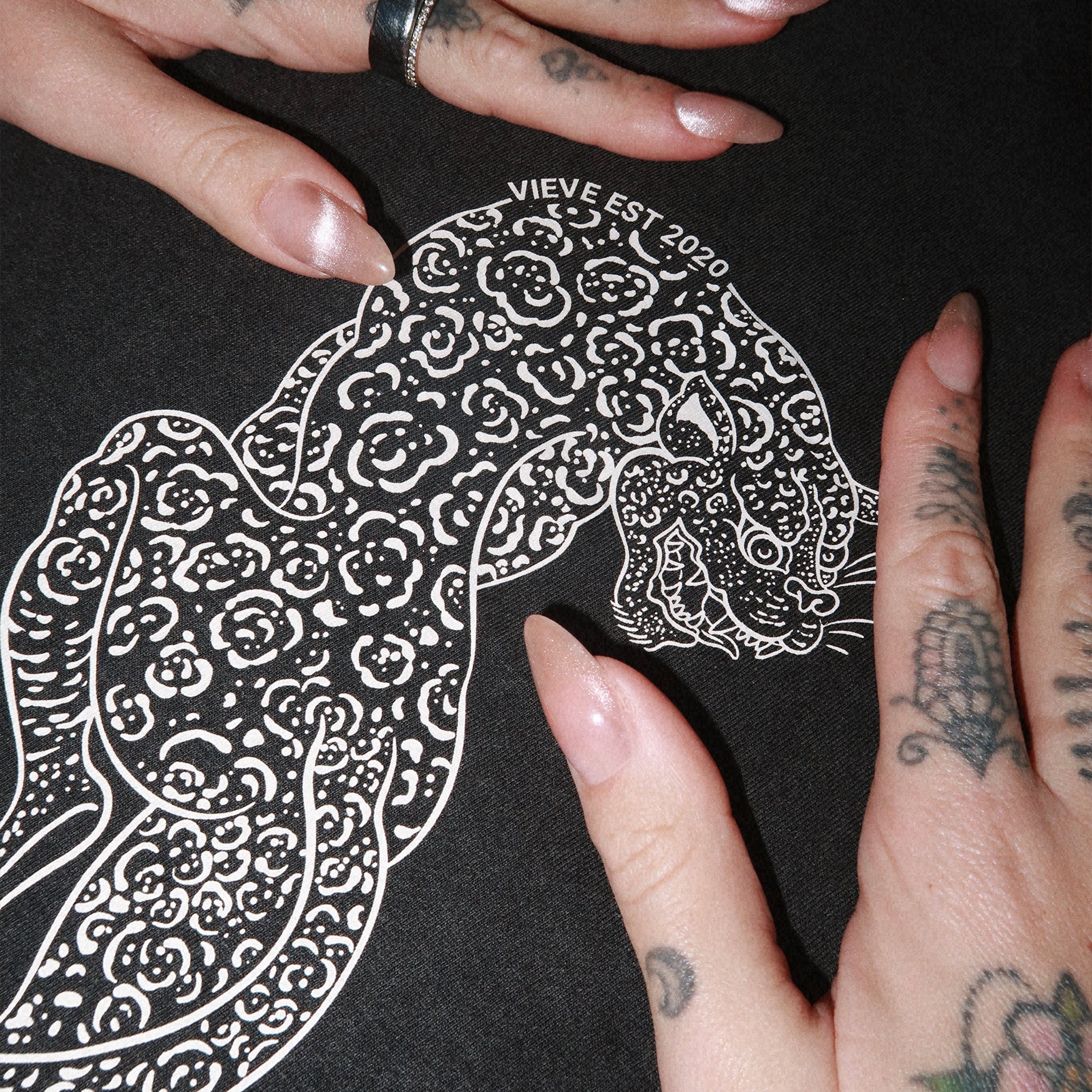 VIEVE The Ninetease T-Shirt 2.0 Apparel vieve-ninetease-vintage-grey-tshirt-6_fc42cb01-e431-406c-a779-b649ce520be7