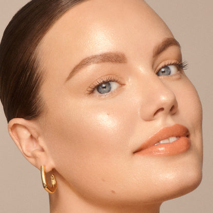 VIEVE Nova Glow Liquid Light Highlighter vieve-nova-glow-bijou-champagne-liquid-highlighter-3