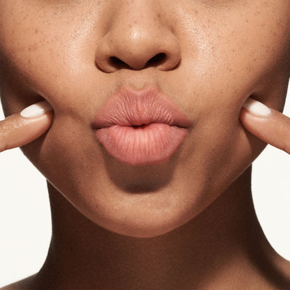 VIEVE Poutder Lipstick vieve-pinkie-light-cool-pink-lip-mousse-3