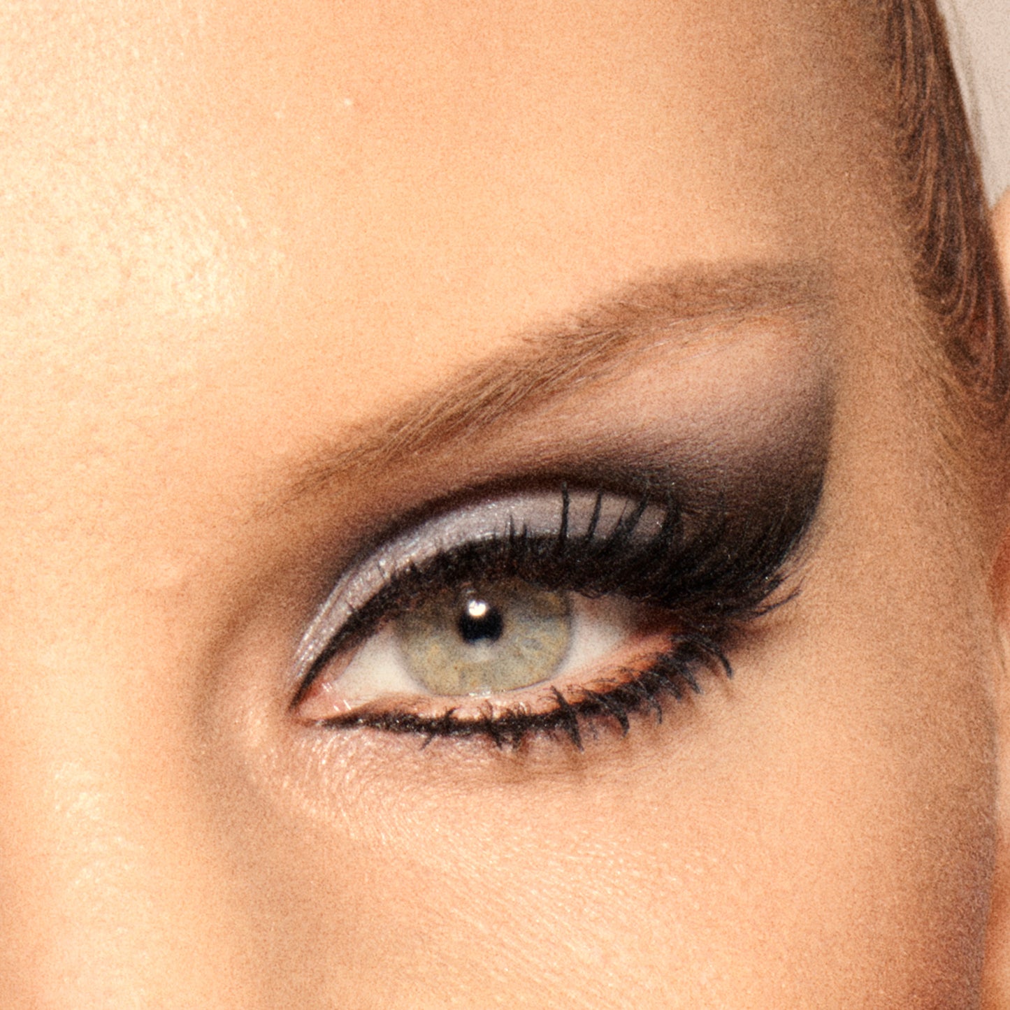 VIEVE Soul Shadows Eyeshadow vieve-soulshadows-noir-smoky-eye-palette-4